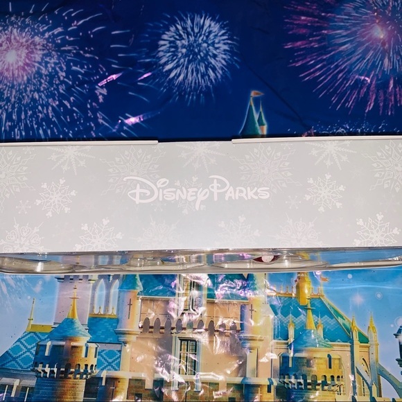 Disney Parks Minnie Mouse Christmas Ornament Set - Picture 7 of 7